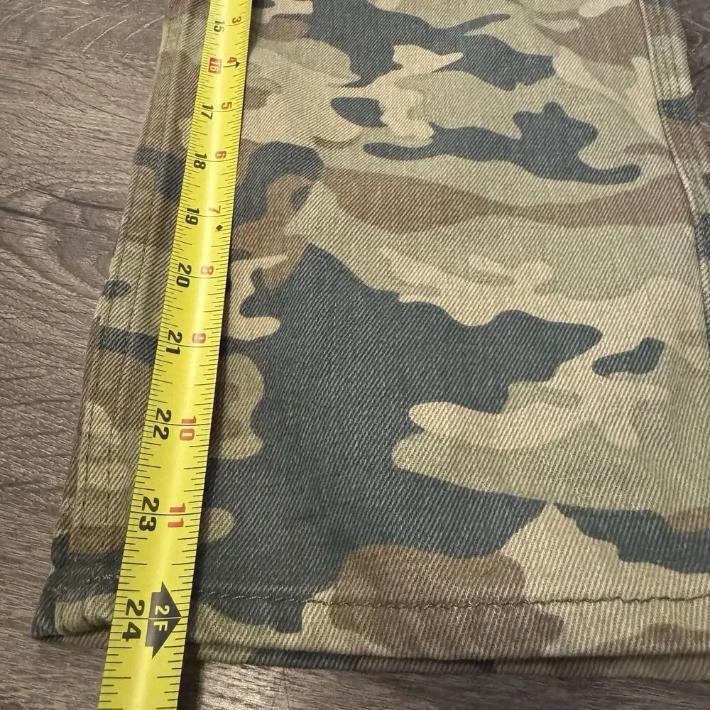 Free People We The Free Camo Cargo Pants High Rise Size 26 Green NWT Boho Grunge - Picture 11 of 11